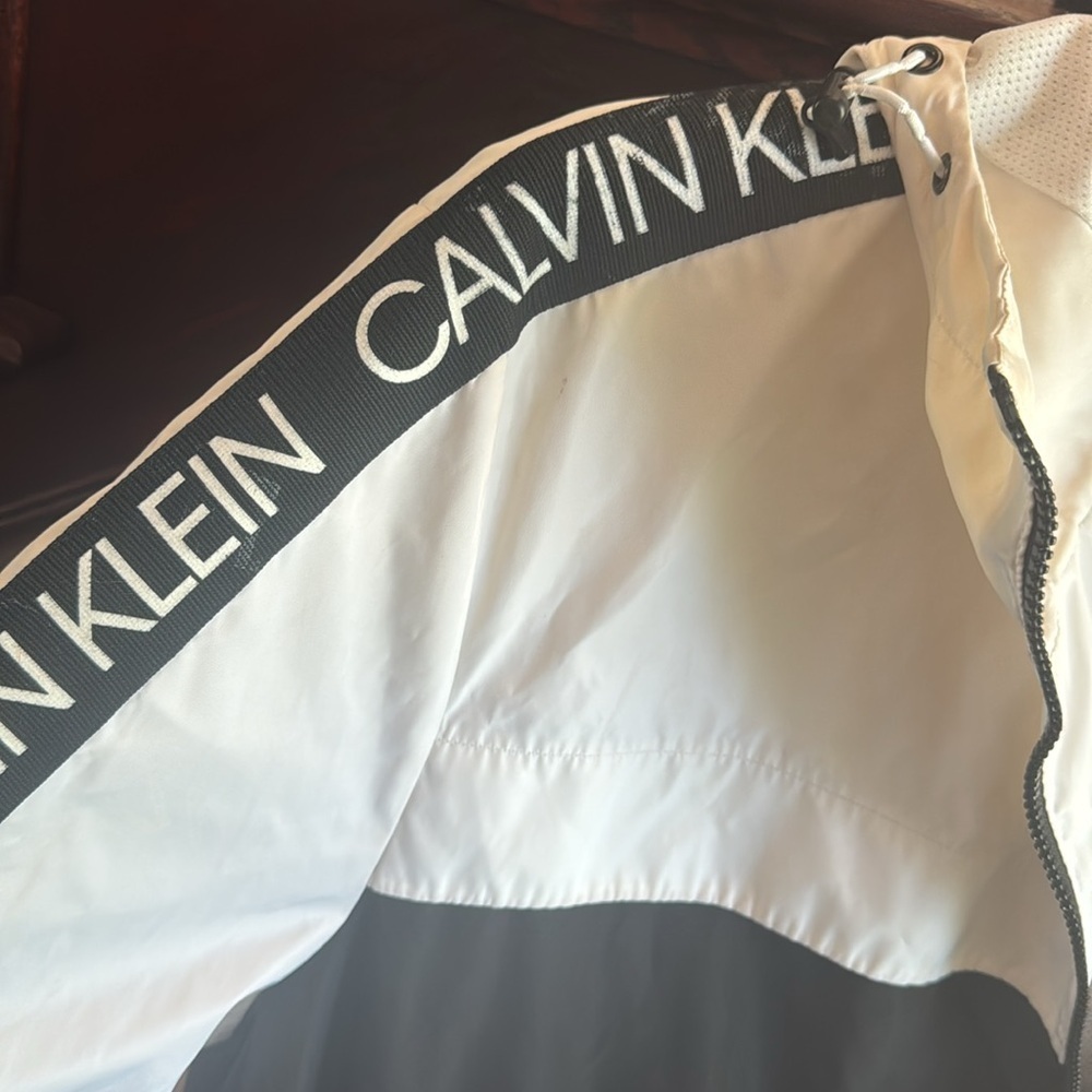 Calvin Klein Black and White Windbreaker with Sporty Stripes - Picture 9 of 9
